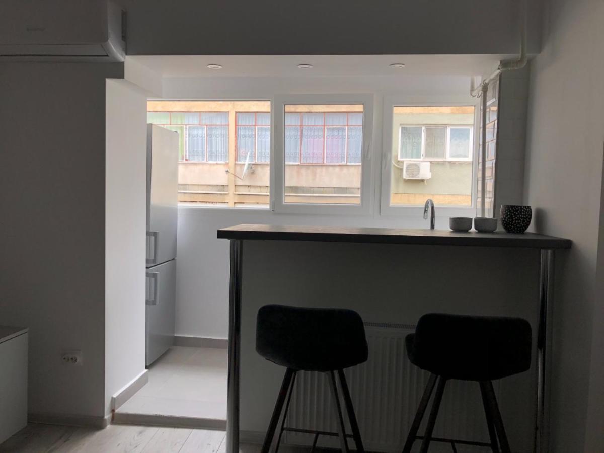 Staycity Modern Apartment Бухарест Экстерьер фото
